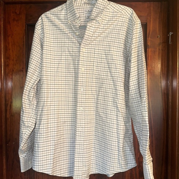 L.L. Bean Men's White and Black Checkered Shirt - Picture 4 of 5